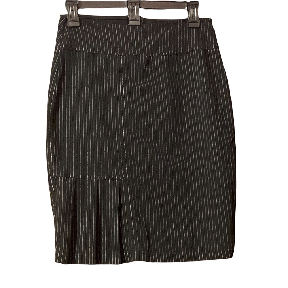 Serious City of Rockers Pencil Skirt Size Small Black with White Pinstripes